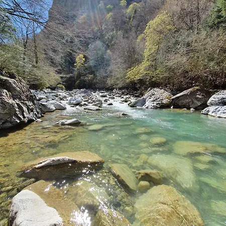 La Caverne Otel 2*