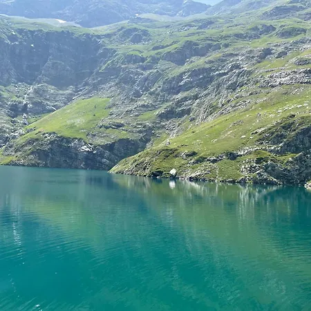 فندق La Caverne لارونس