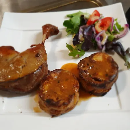 فندق La Caverne لارونس