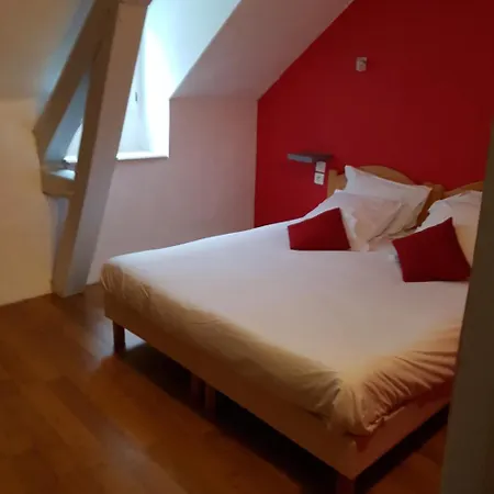 La Caverne Hotel 2*